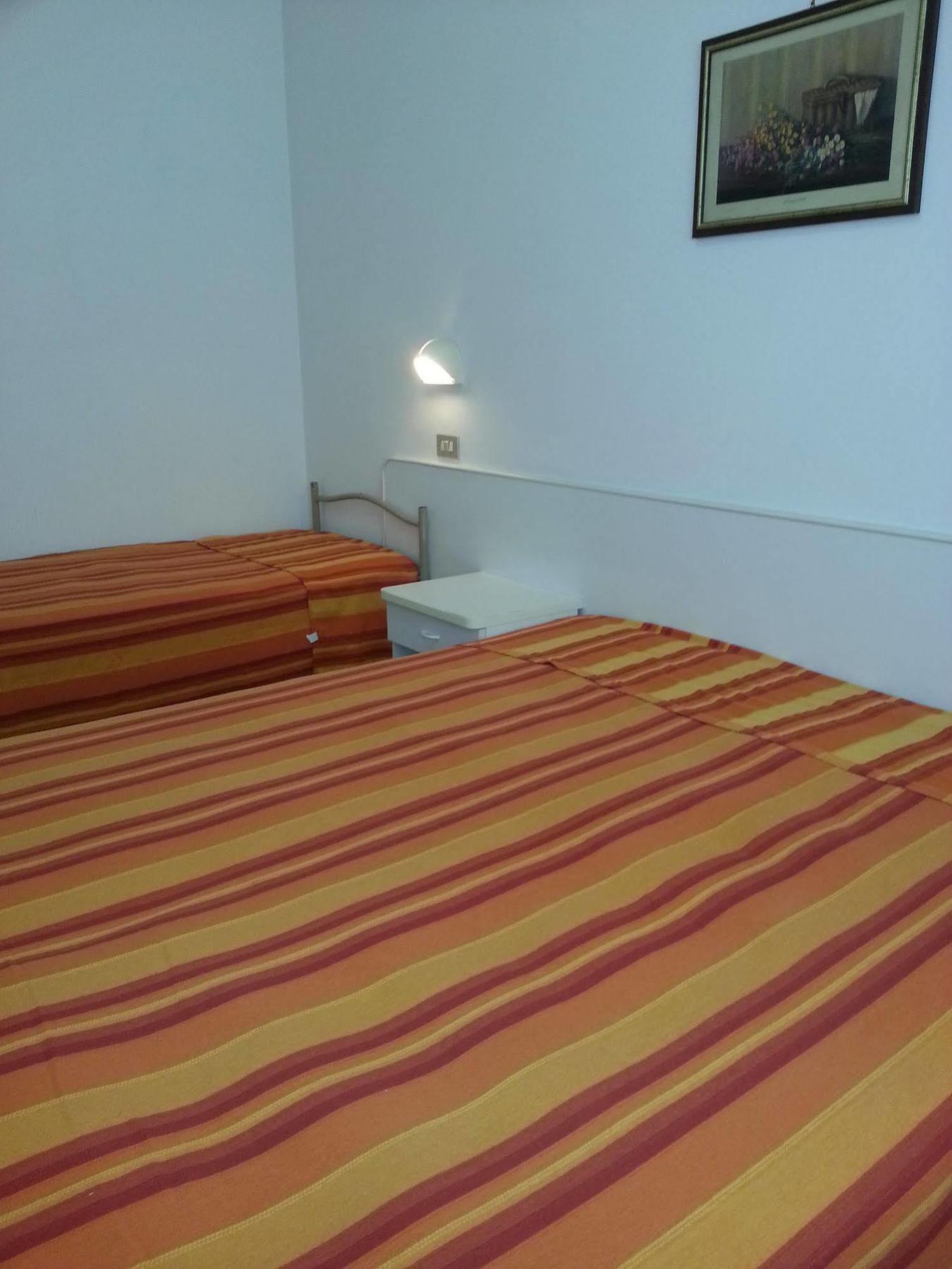 Mehari Rimini - Family Hotel Екстер'єр фото