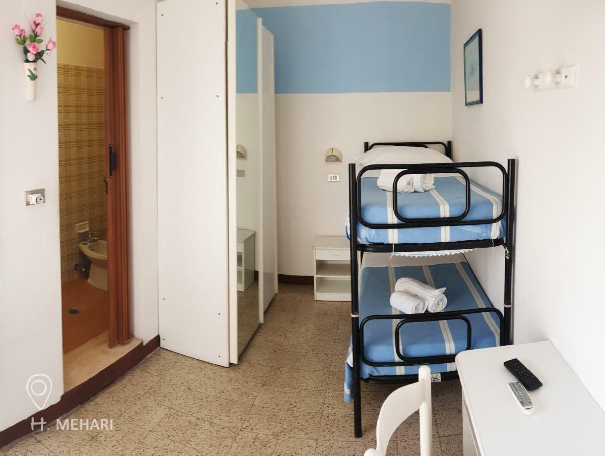Mehari Rimini - Family Hotel Екстер'єр фото